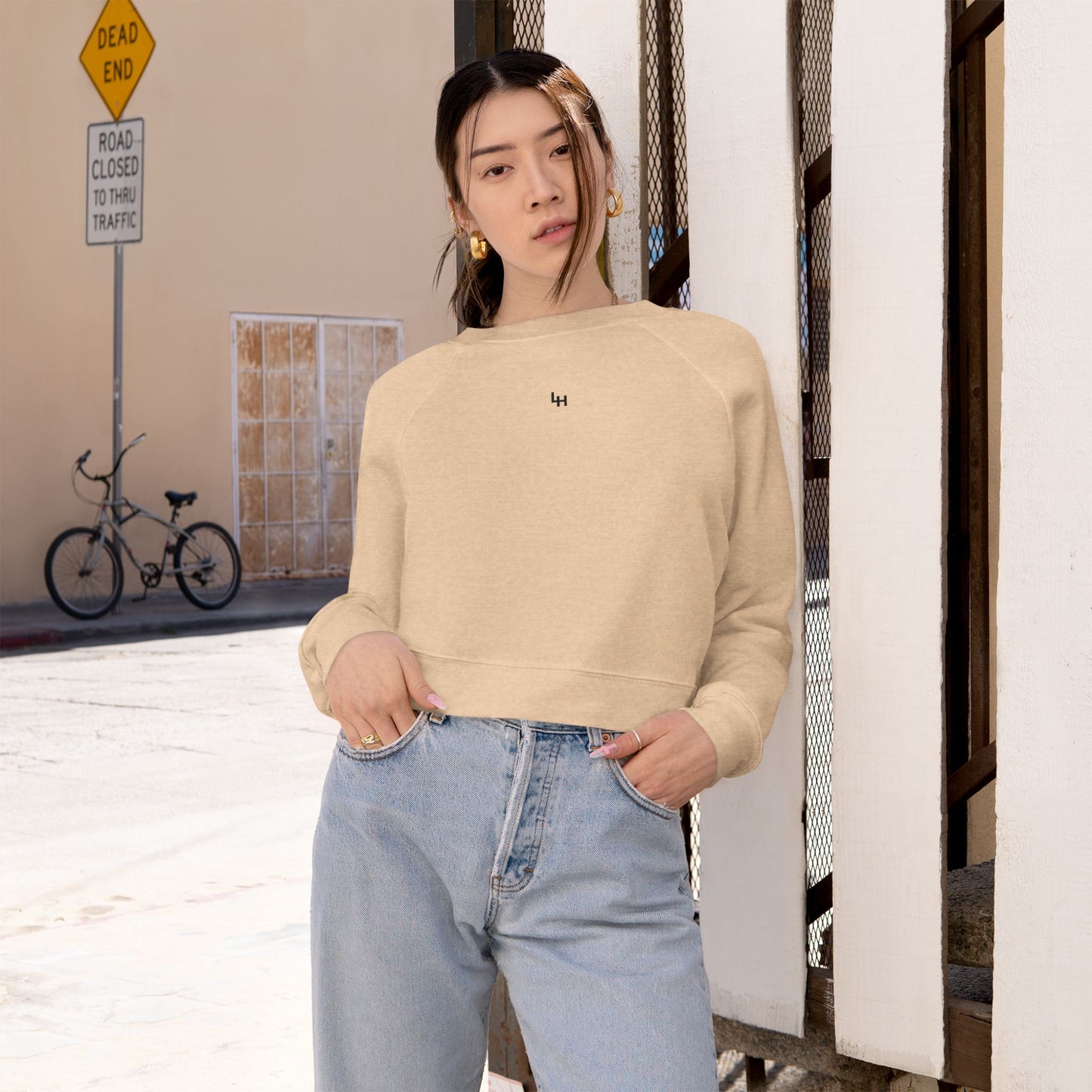 LH Simple Cropped Sweater